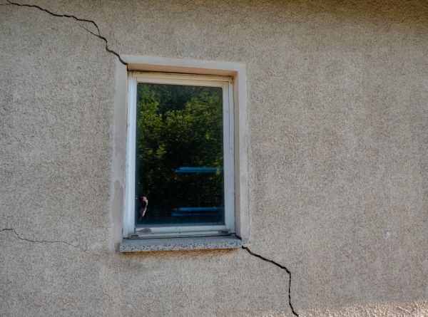 Cost of Sinking Foundation Repair in Livonia